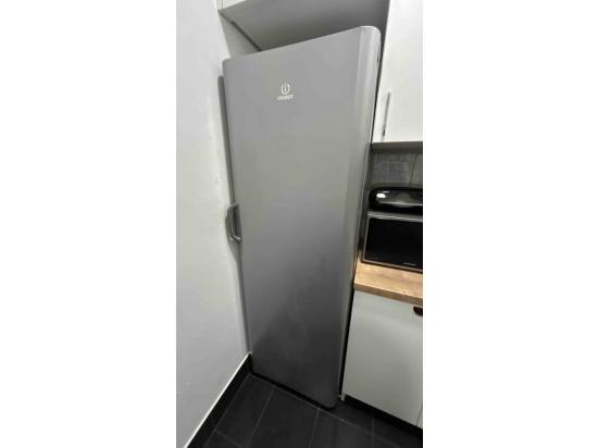 Lodówka Indesit