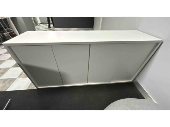 Regał biały zamykany 160 cm