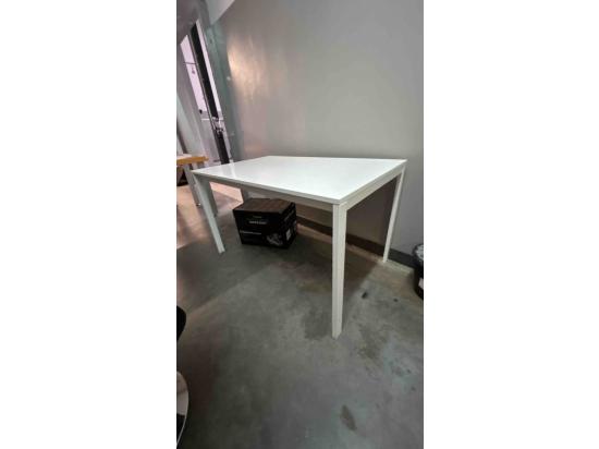 Biurko białe 125 cm