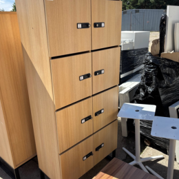 Locker drewnopodobny 8 skrytek