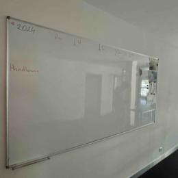Whiteboard 240 cm